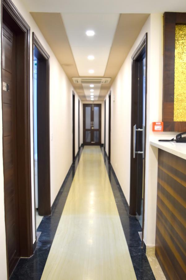 Hotel Tara Palace Redfort New Delhi Exterior foto